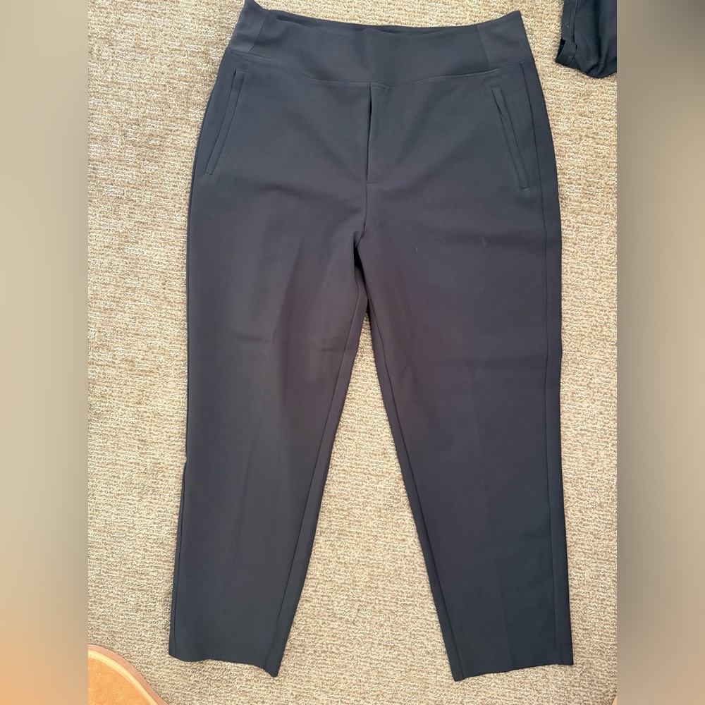 Athleta Endless High Rise Pant - Black - Size 14 Never Worn
